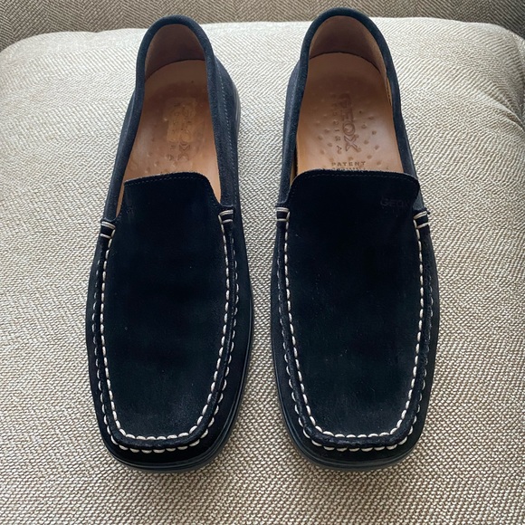 Geox Respira Men’s Driving Loafer. Black Suede W/Cream White Stitching, Size 44. - Picture 2 of 16